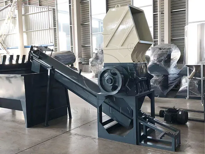plastic recycling crusher