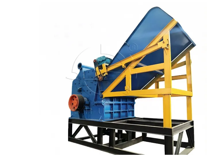 Metal crushing machine